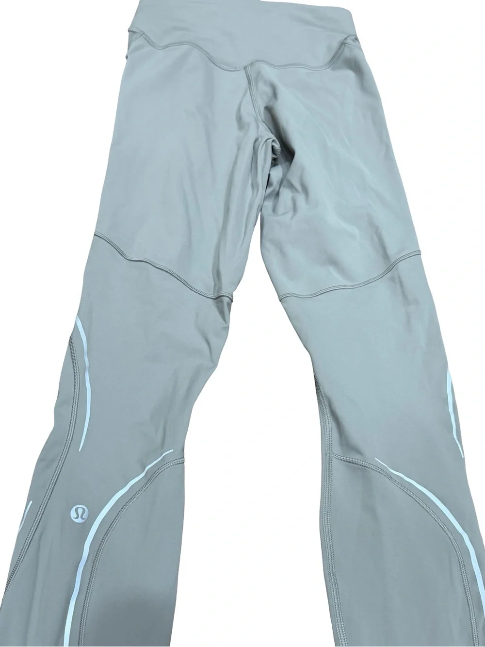🩶‎ Lululemon Base Pace High-Rise Reflective Tight 25